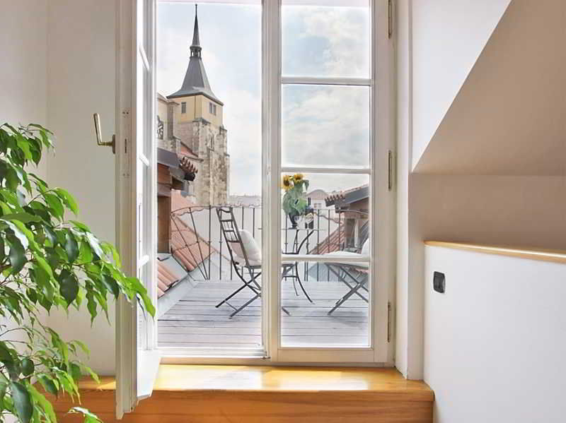 Chateau 9 By Adrez Daire *